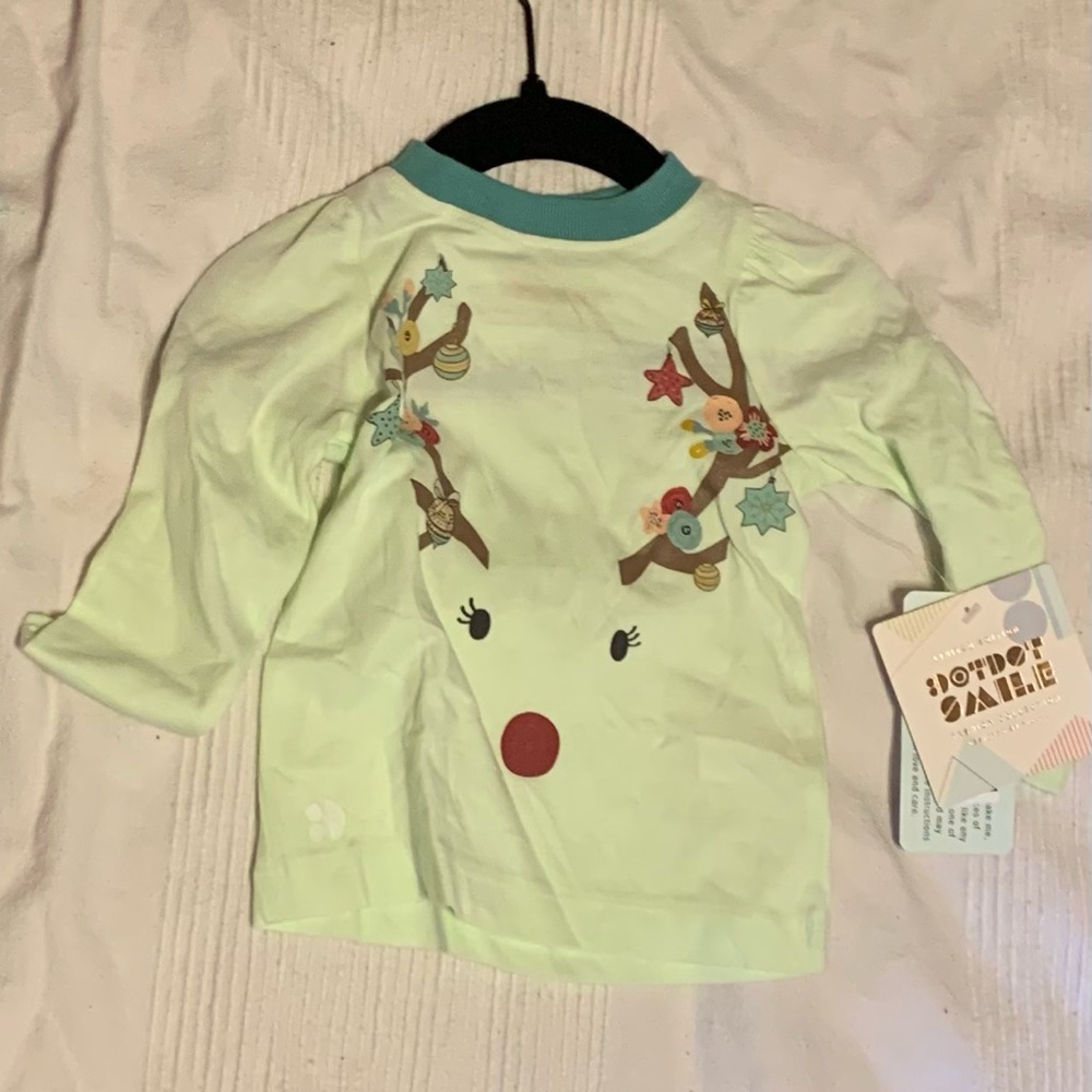 BNWT super cute DotDotSmile Christmas tshirt 6-12m